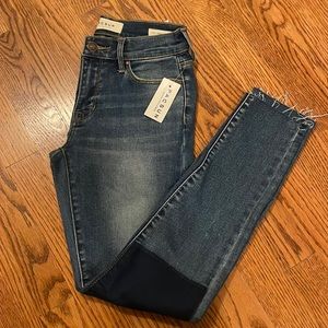 High rise ankle jegging NWT